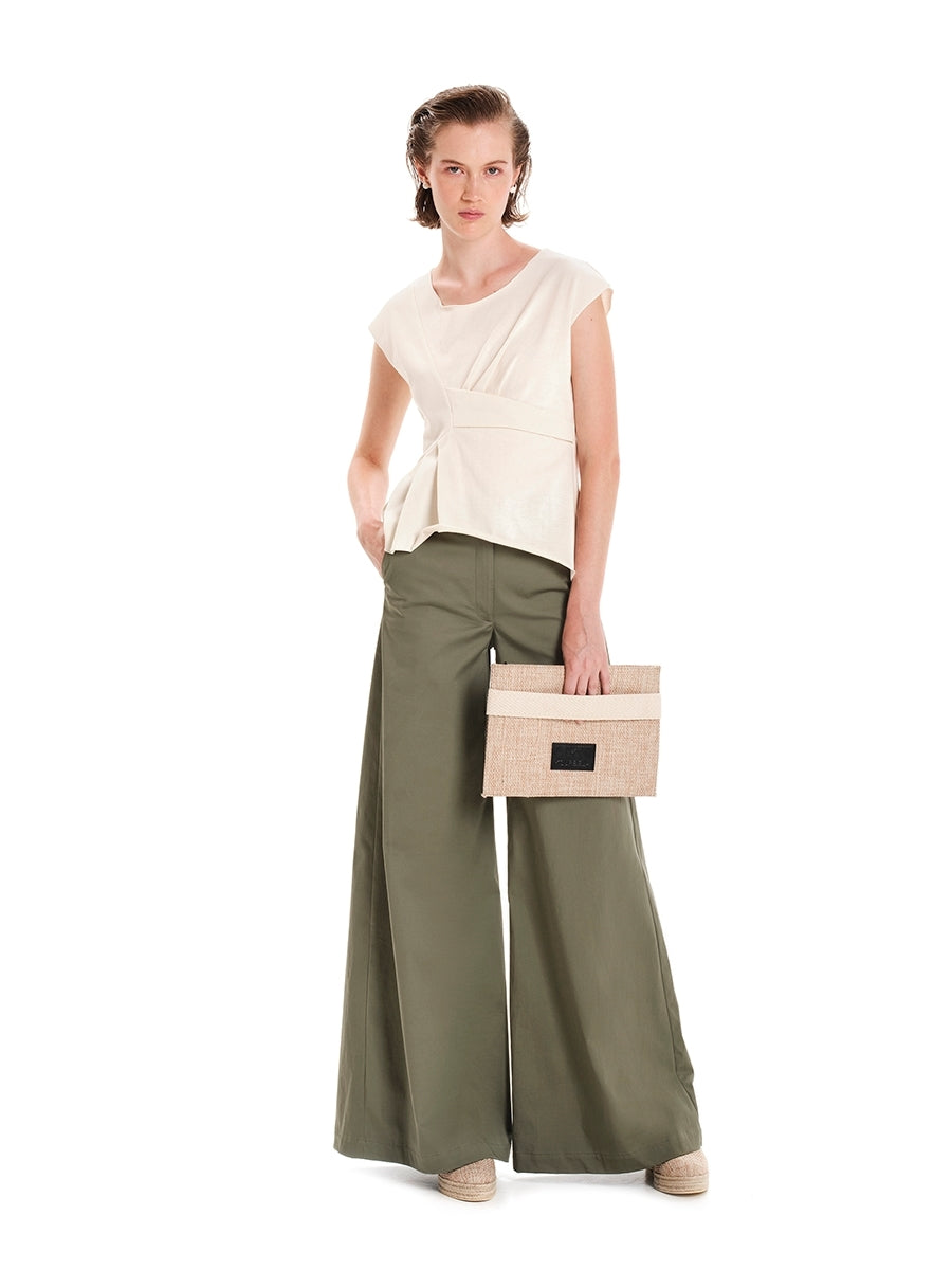 Ioanna Kourbela Τοπ με Πιάσιμο – Feels Like Home