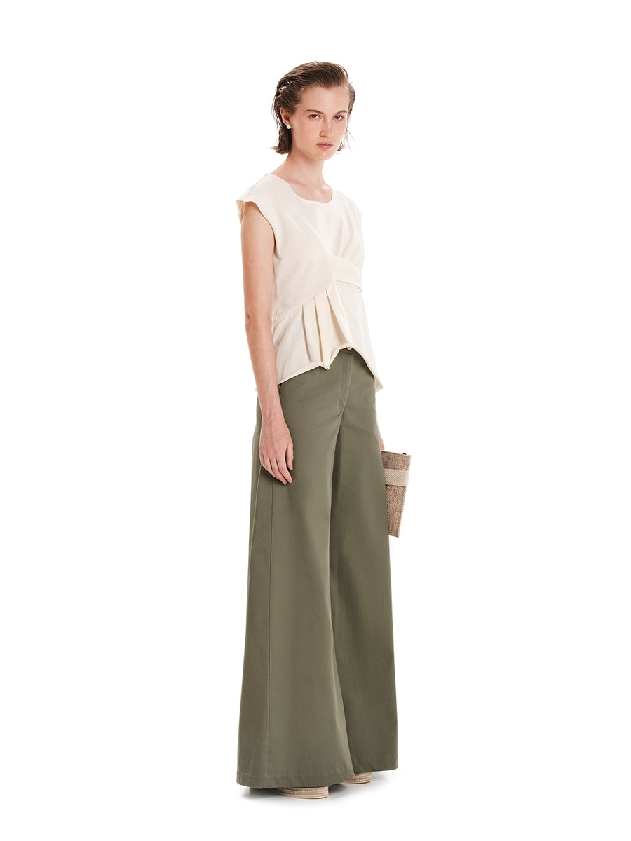 Ioanna Kourbela Τοπ με Πιάσιμο – Feels Like Home