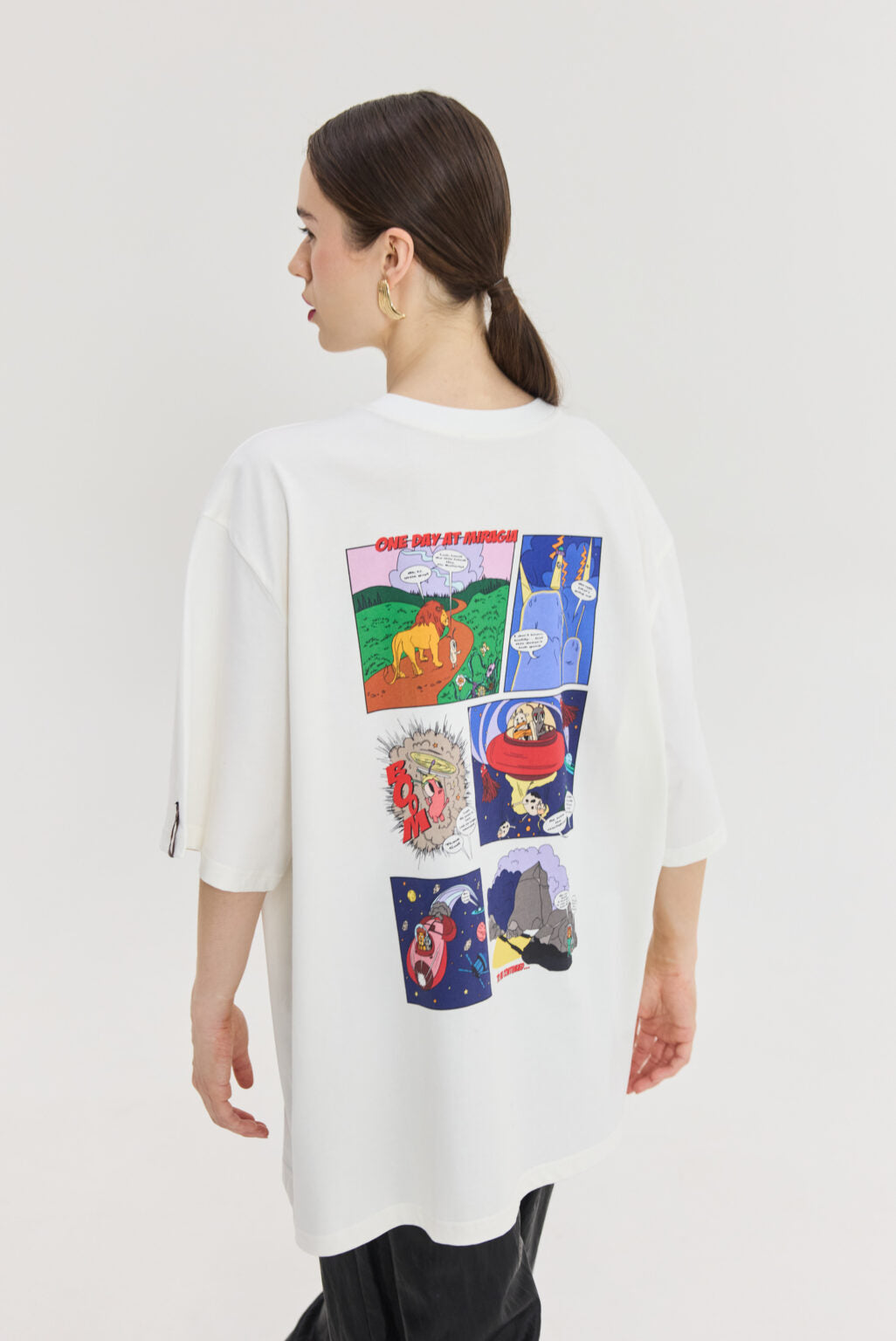 Hemithea Cheetah Off White T-Shirt (One day at  Miragia)