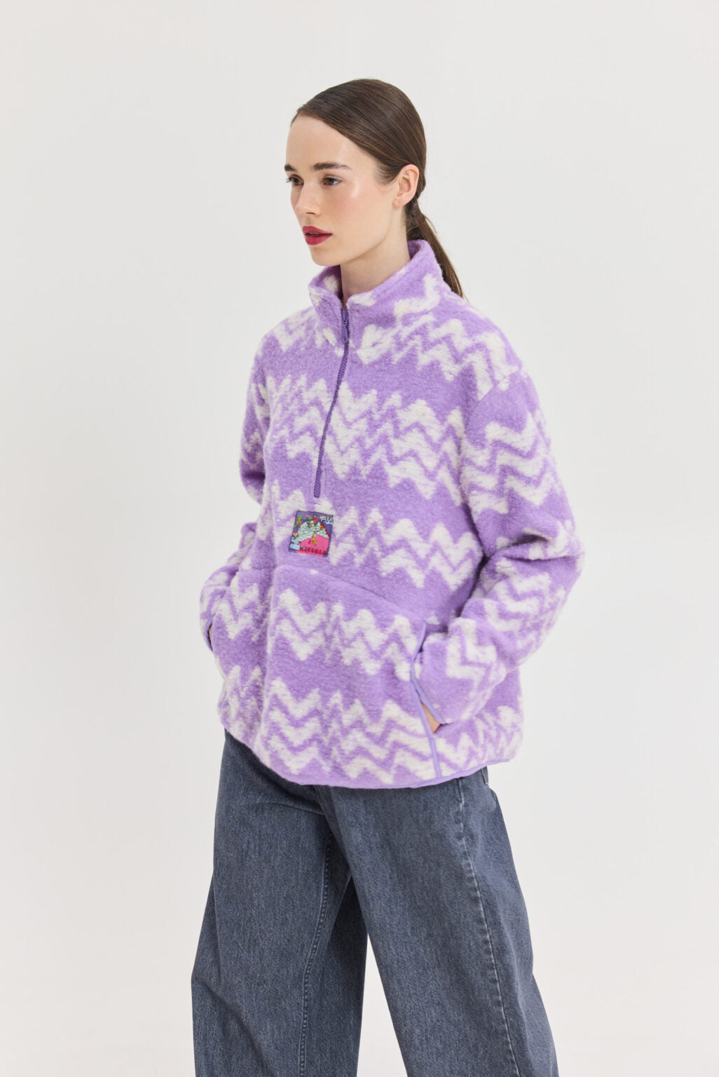 Hemithea Moon Sweatshirt
