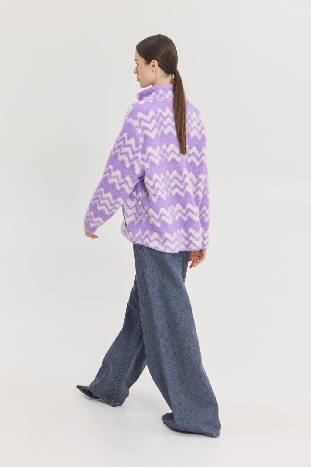 Hemithea Moon Sweatshirt