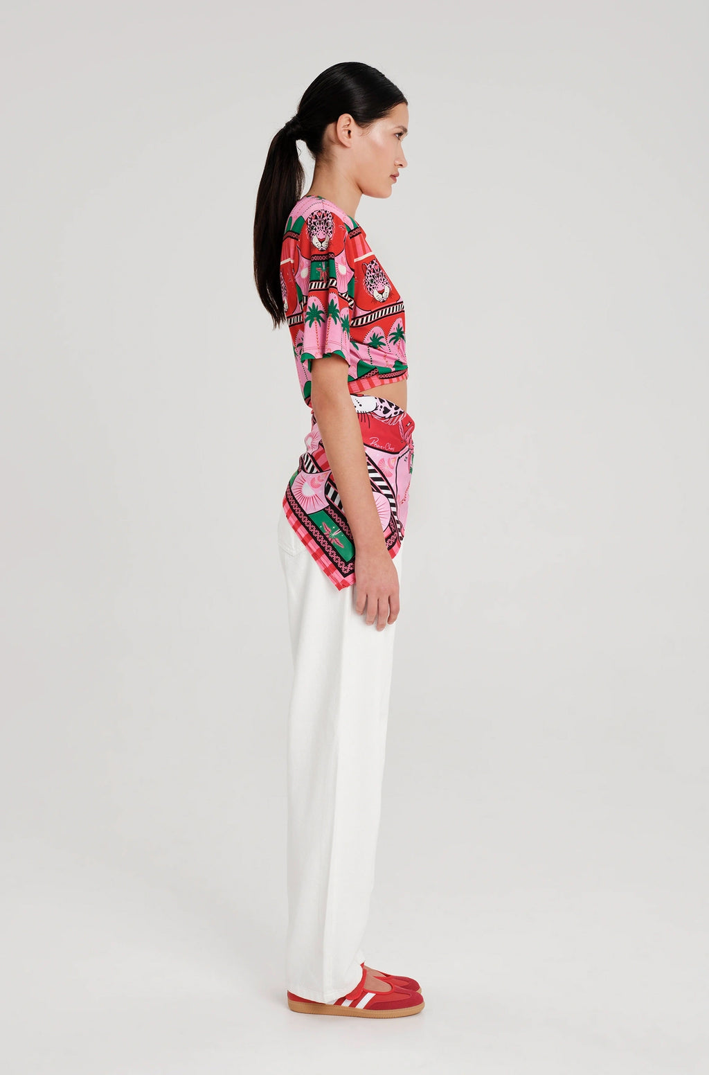 Peace And Chaos Fantasia Crop Top - Viscose