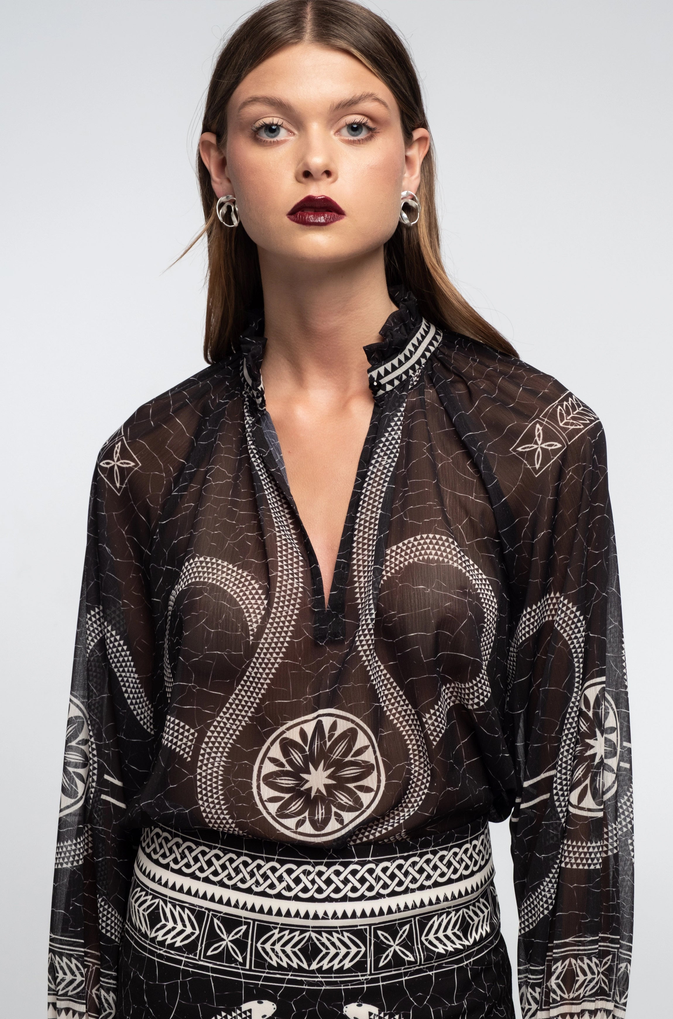 Peace And Chaos  Philosophy Τοπ