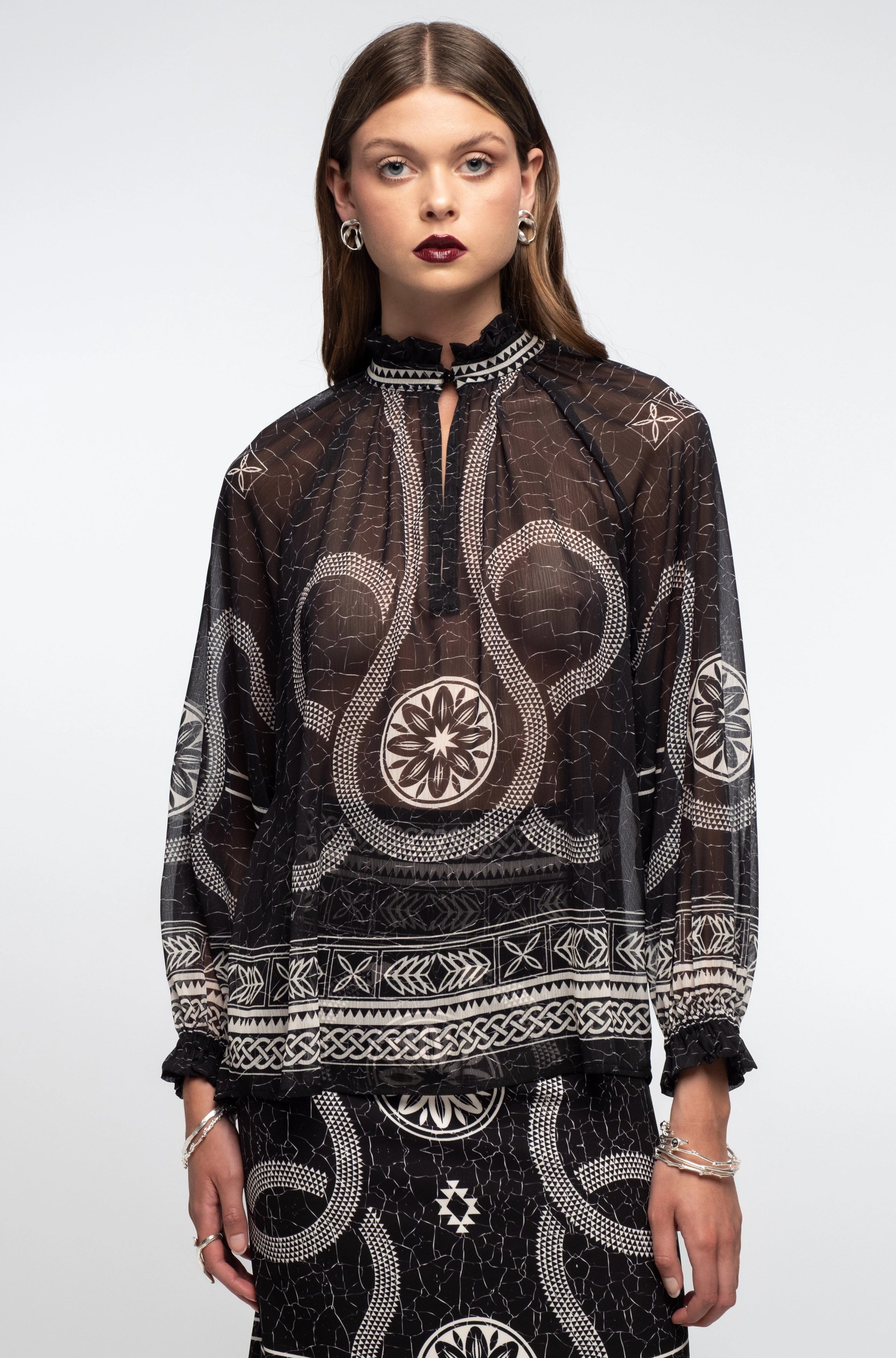 Peace And Chaos  Philosophy Τοπ