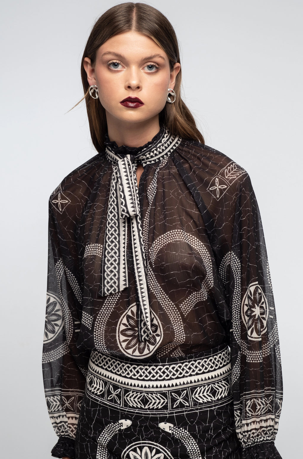 Peace And Chaos  Philosophy Τοπ