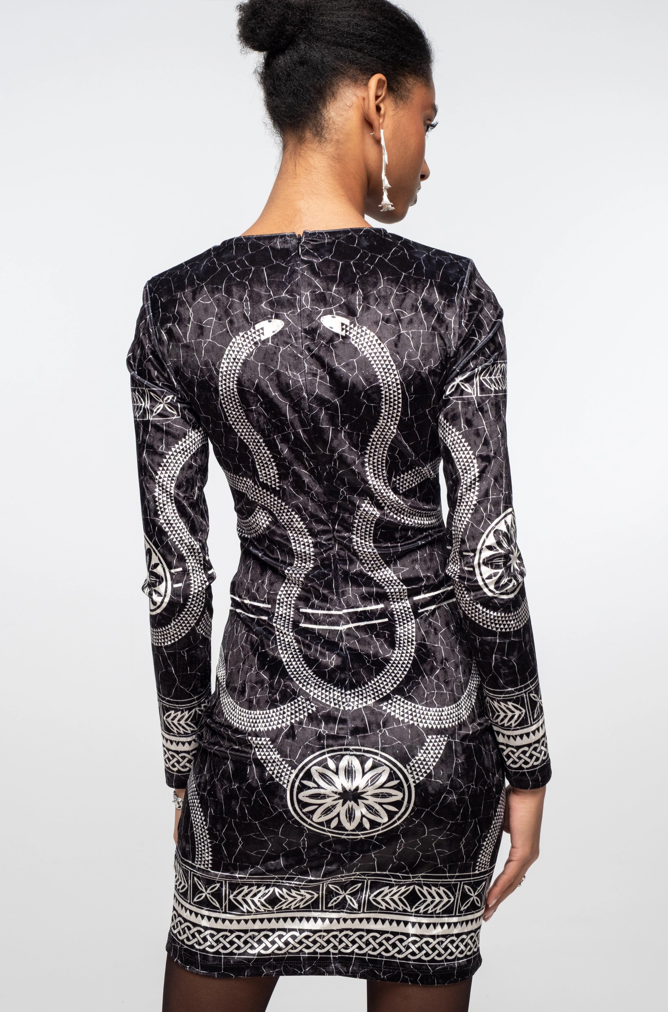 Peace And Chaos Philosophy Bodycon Φόρεμα - Velvet