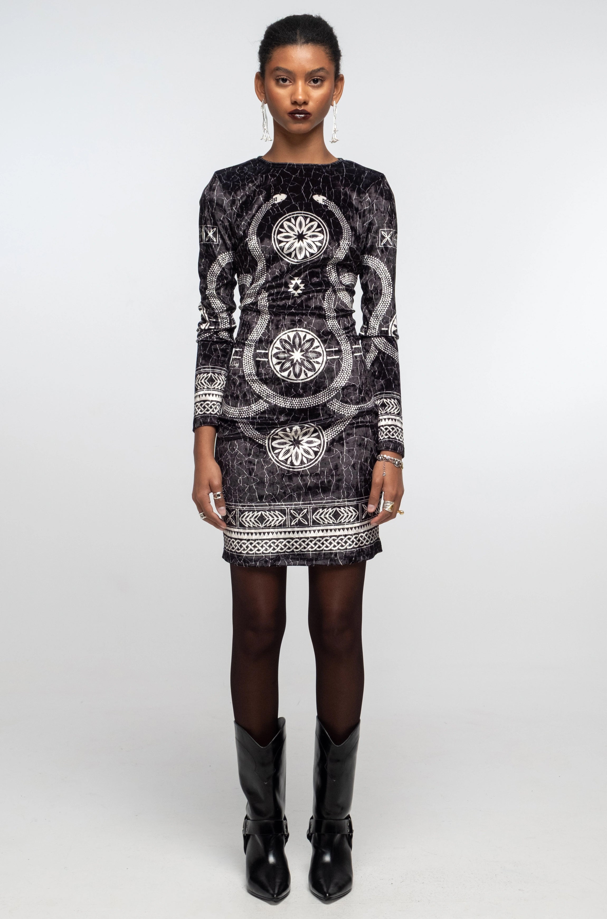 Peace And Chaos Philosophy Bodycon Φόρεμα - Velvet