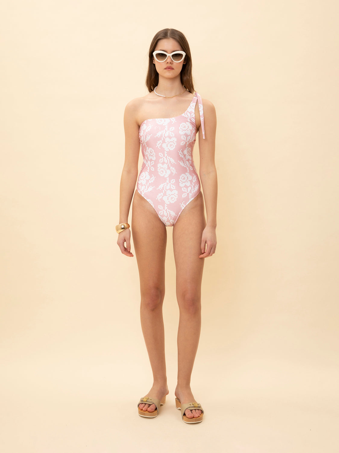 We_Are One-Shoulder Swimsuit Kourtinaki Pink