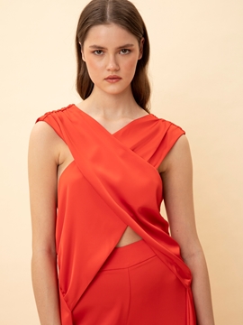 Picture of We_Are  - Set Crossover Satin Tunic with Pants