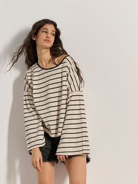 Εικόνα της LIBELLOULA  - Μπλούζα off-white με ρίγες σε άνετη γραμμή με φαρδιά μανίκια BIANCA